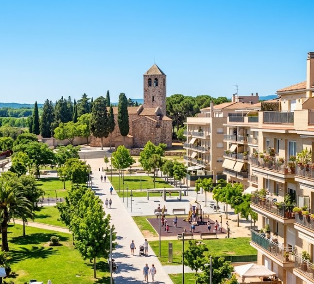 Vistas de Parc Europa, Plaça de la Vila y el entorno urbano de Barberá Del Vallés en Barcelona